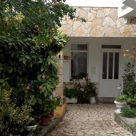 Apartment Gabric Palit Exterior photo